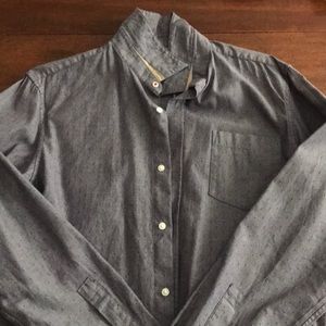 Banana Republic men’s dress shirt